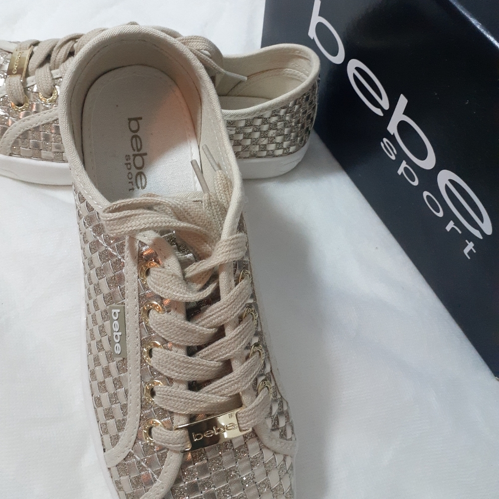 Bebe Sports  Size 7.5